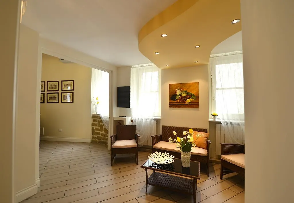 ***  *1*7*4* Via Roma Bed & Breakfast Palermo Italy
